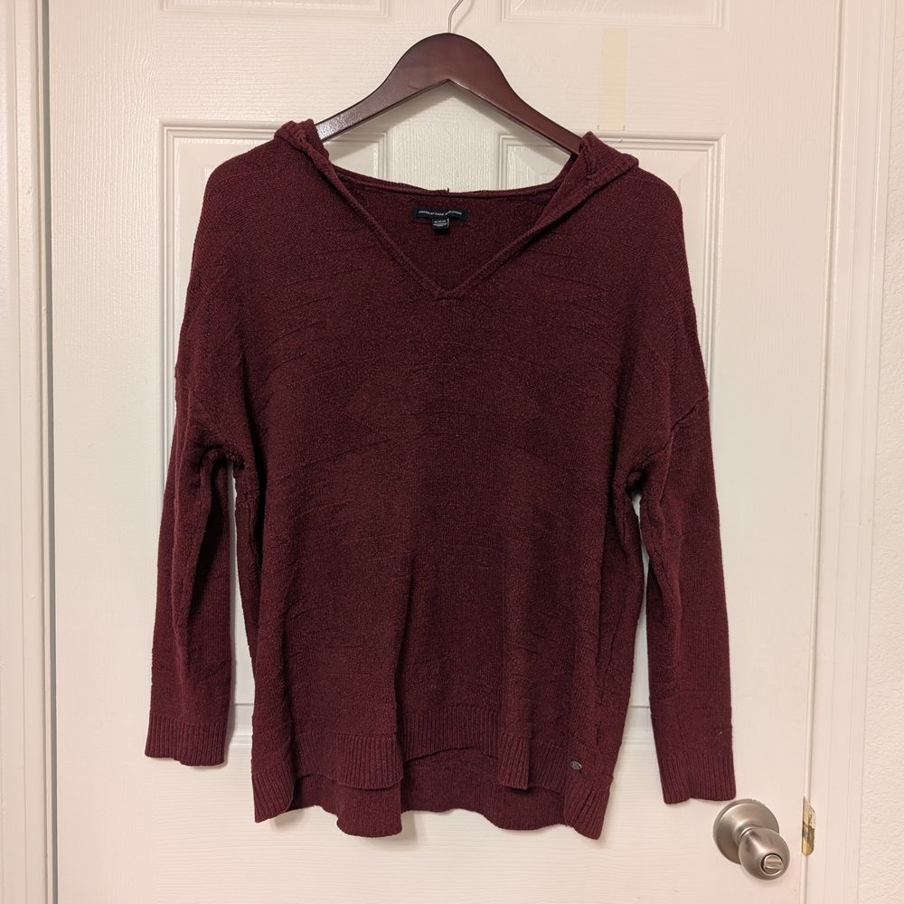 American Eagle - Maroon Knit Sweater Hoodie